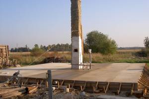 vundament sai valmis.JPG